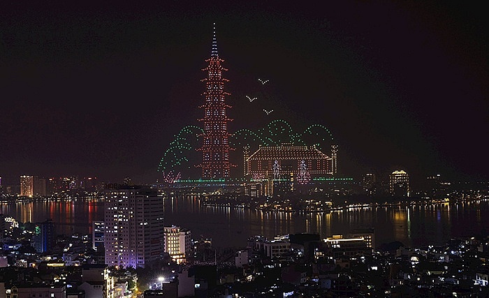 Lễ hội ánh sáng nghệ thuật Hà Nội - Rực rỡ Thăng Long: Chương trình nghệ thuật đặc sắc chào năm mới 2024 Lễ hội ánh sáng nghệ thuật Hà Nội - Rực rỡ Thăng Long: Chương trình nghệ thuật đặc sắc chào năm mới 2024