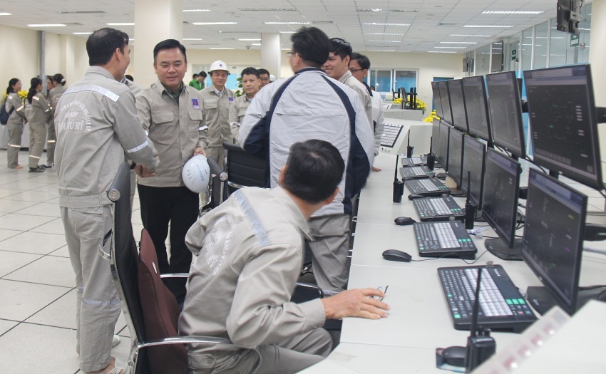 Ban lãnh đạo PVFCCo thăm và chúc Tết CBCNV Nhà máy Đạm Phú Mỹ