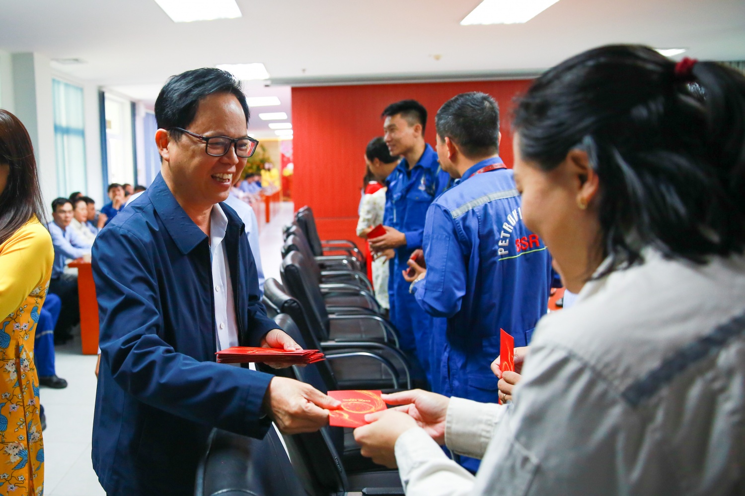 BSR tổ chức gặp mặt đầu năm: “Vượt qua thách thức, chinh phục đỉnh cao mới” BSR tổ chức gặp mặt đầu năm: “Vượt qua thách thức, chinh phục đỉnh cao mới”