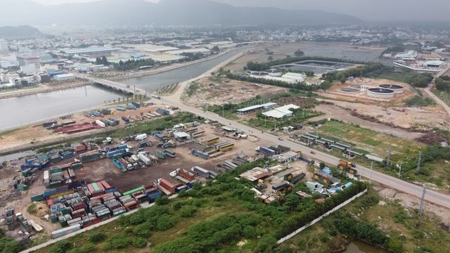 Tin bất động sản ngày 16/2: Diễn biến mới nhất vụ chiếm dụng hàng chục nghìn m2 đất ở Quy Nhơn Tin bất động sản ngày 16/2: Diễn biến mới nhất vụ chiếm dụng hàng chục nghìn m2 đất ở Quy Nhơn