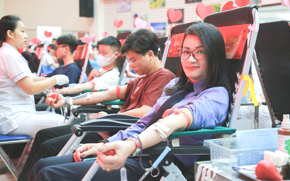 Lễ hội Xuân hồng 2024: 