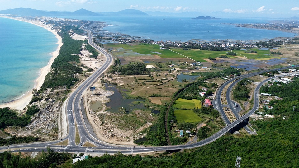 Tin bất động sản ngày 23/2: Chủ đầu tư dự án Tower Quy Nhơn bị xử phạt 500 triệu đồng Tin bất động sản ngày 23/2: Chủ đầu tư dự án Tower Quy Nhơn bị xử phạt 500 triệu đồng