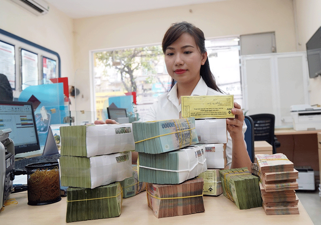 Tin ngân hàng ngày 26/2: Lo nợ xấu ngày càng gia tăng trong năm 2024 Tin ngân hàng ngày 26/2: Lo nợ xấu ngày càng gia tăng trong năm 2024