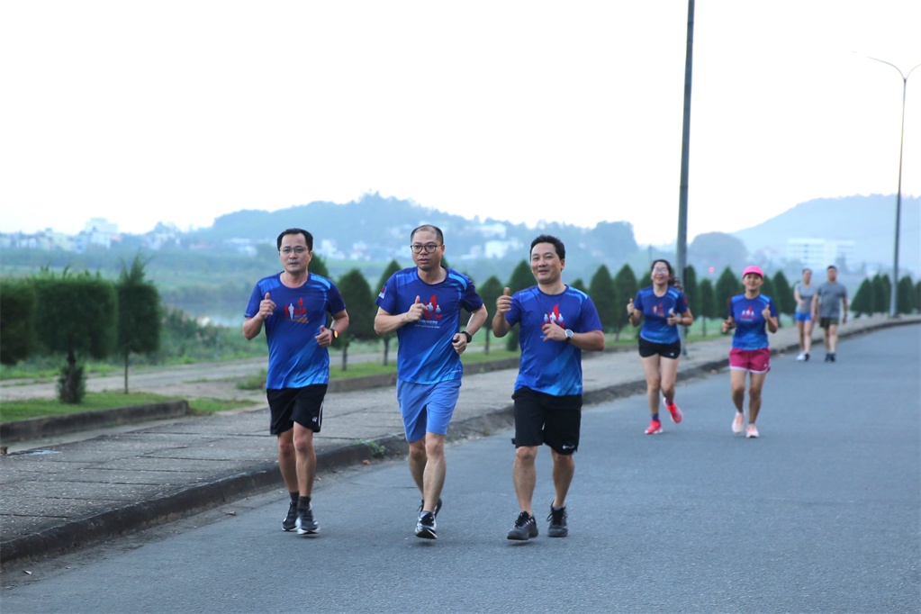 Gần 600 CBCNV BSR và nhà thầu tham gia giải chạy “Ready for 5th Turnaround”