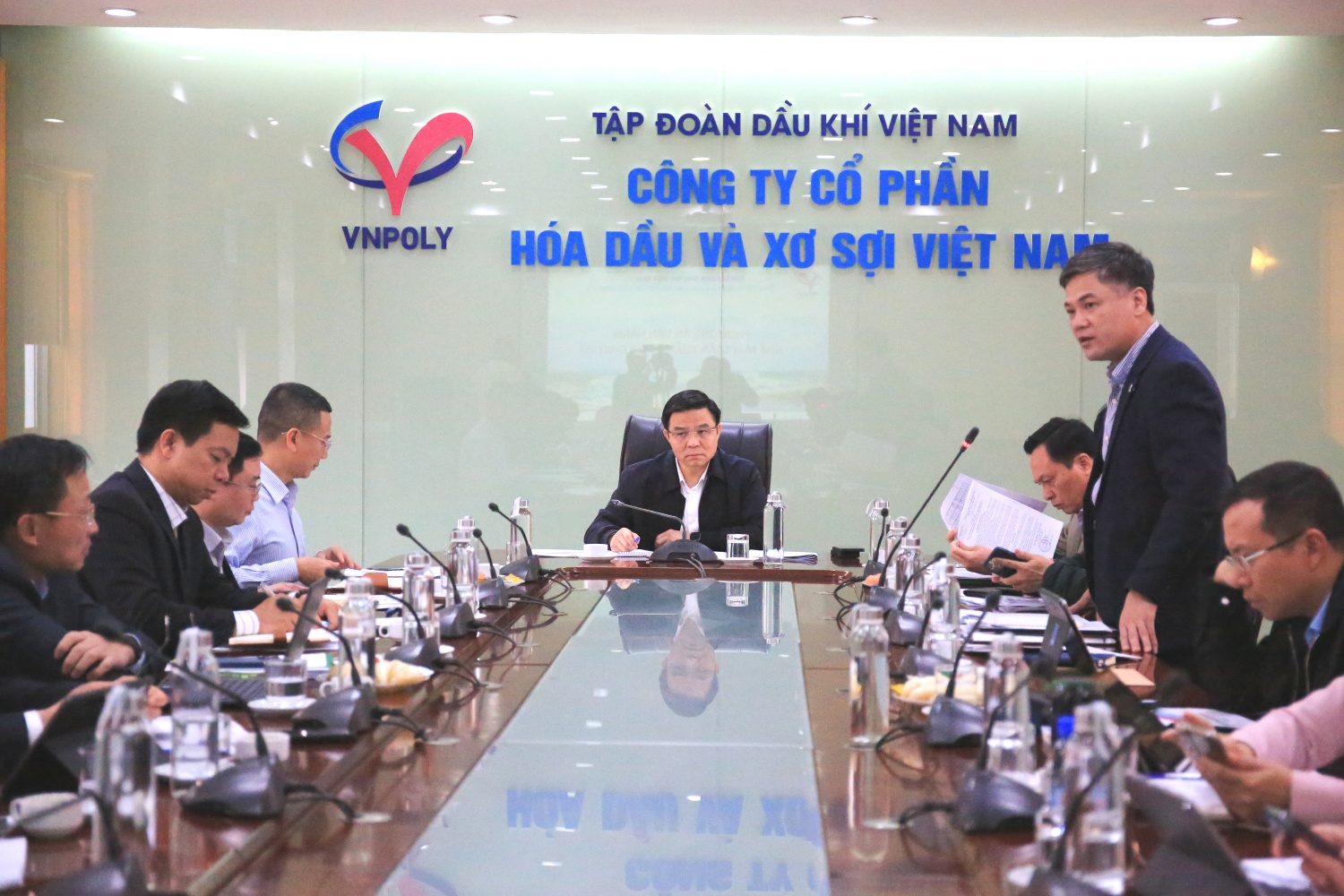 Chủ tịch HĐTV, Tổng giám đốc Petrovietnam Lê Mạnh Hùng: Tập trung nguồn lực phục hồi sản xuất Nhà máy Xơ sợi Việt Nam Chủ tịch HĐTV, Tổng Giám đốc Petrovietnam Lê Mạnh Hùng: Tập trung nguồn lực phục hồi sản xuất Nhà máy Xơ sợi Việt Nam