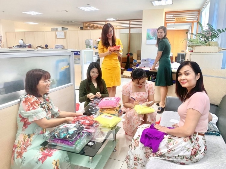 Phụ nữ Vietsovpetro: Góp phần “Giữ lửa cho tương lai”