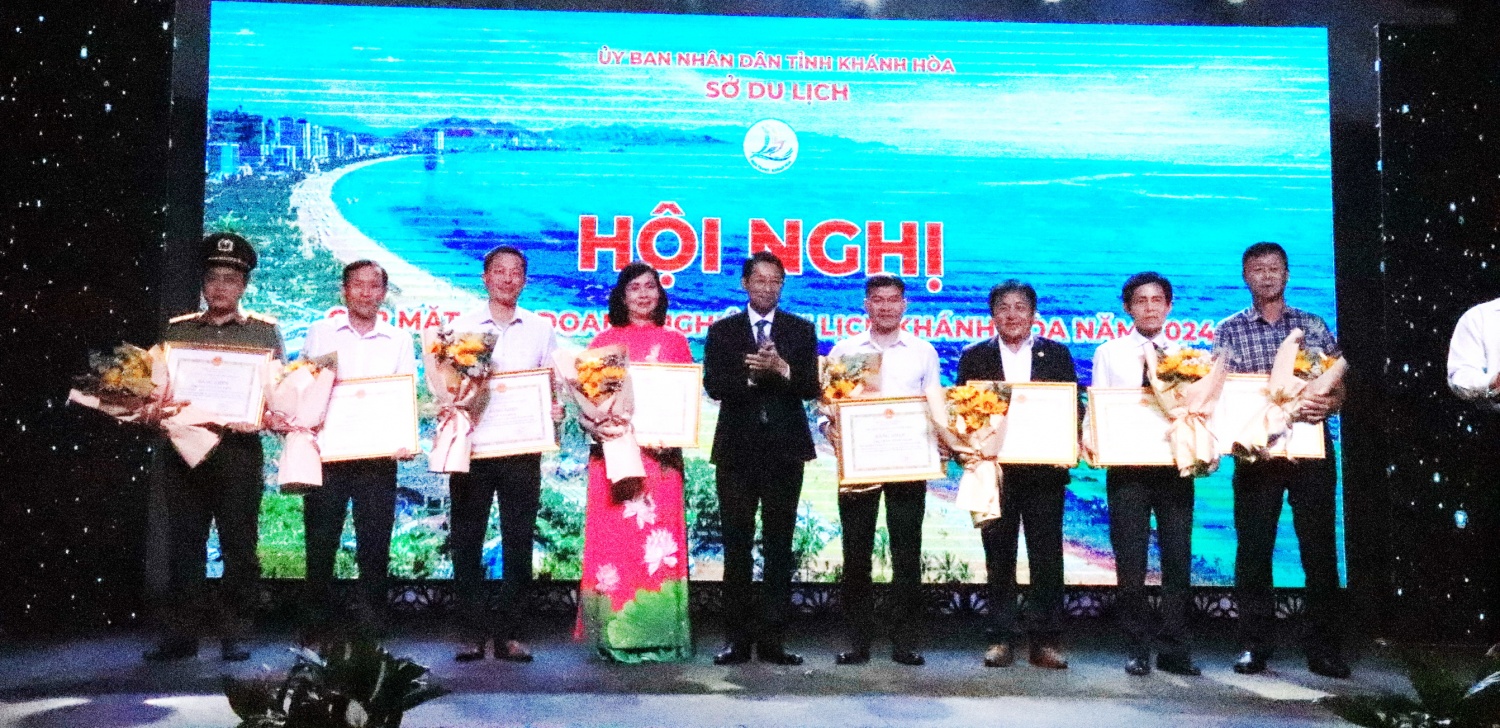Gặp mặt các doanh nghiệp du lịch tỉnh Khánh Hòa năm 2024 Gặp mặt các doanh nghiệp du lịch tỉnh Khánh Hòa năm 2024
