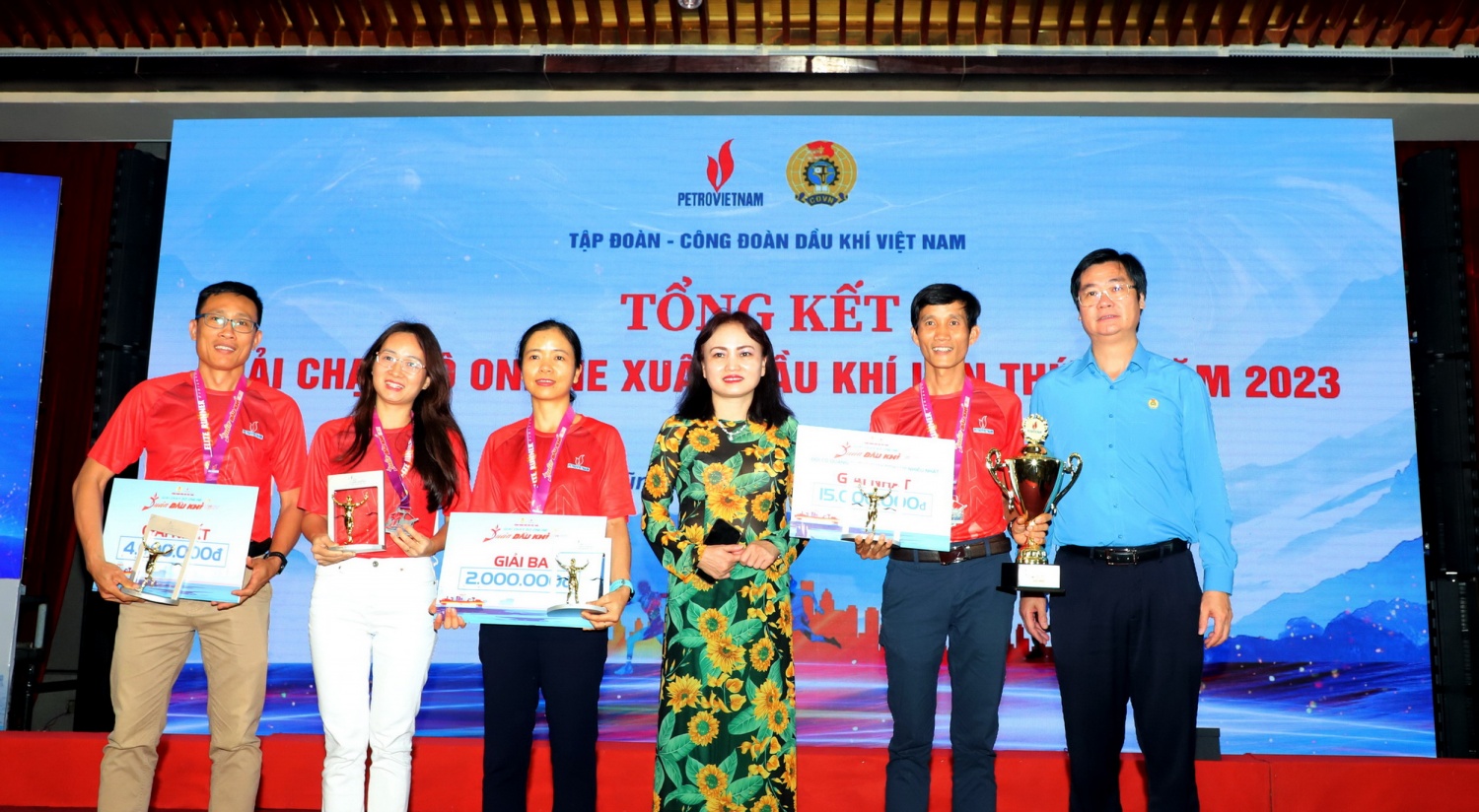 PV GAS đạt nhiều giải thưởng tại Giải chạy bộ online Xuân Dầu khí PV GAS đạt nhiều giải thưởng tại Giải chạy bộ online Xuân Dầu khí