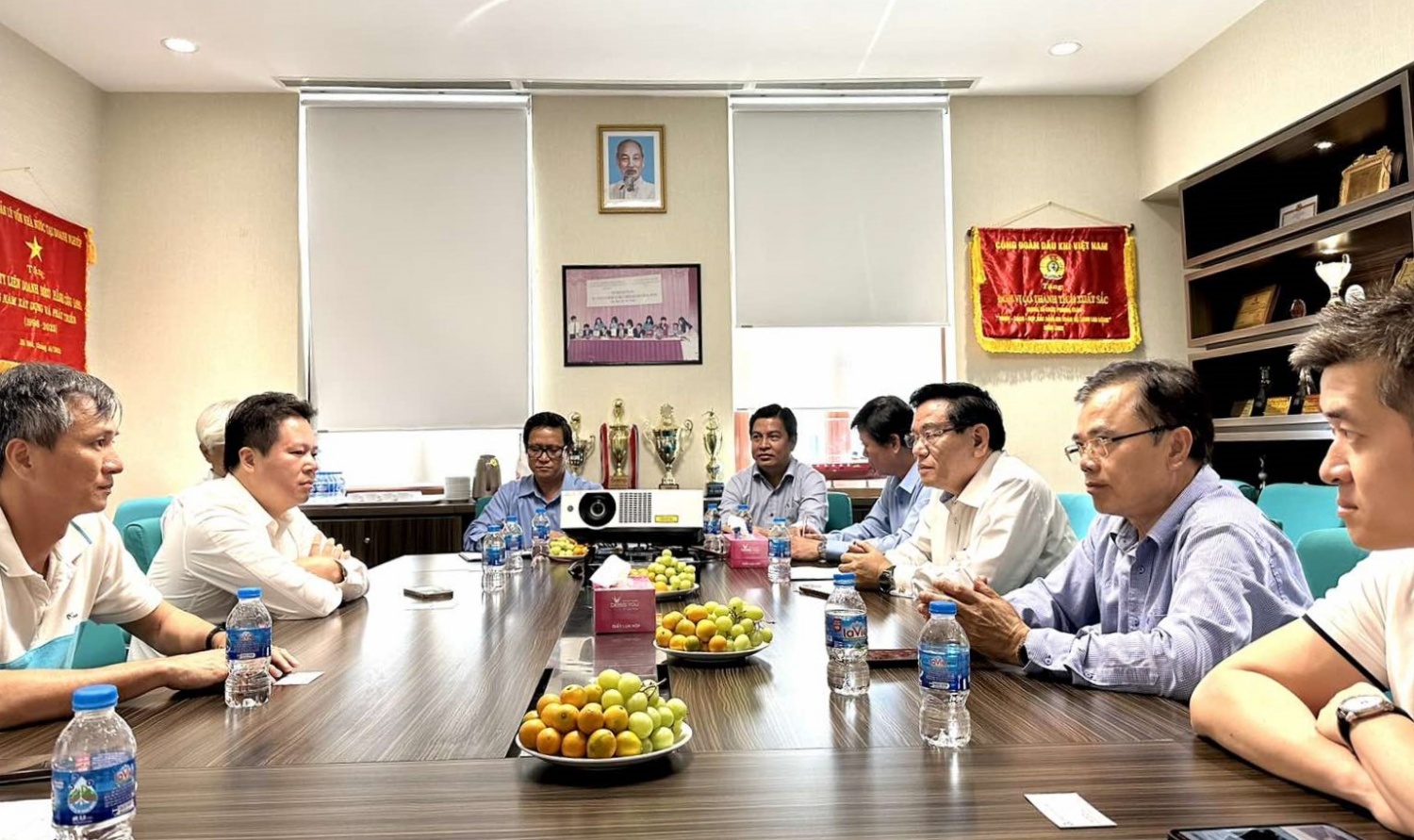 Hội Dầu khí TP Hồ Chí Minh và Cửu Long JOC đẩy mạnh mối quan hệ hợp tác song phương Hội Dầu khí TP Hồ Chí Minh và Cửu Long JOC đẩy mạnh mối quan hệ hợp tác song phương