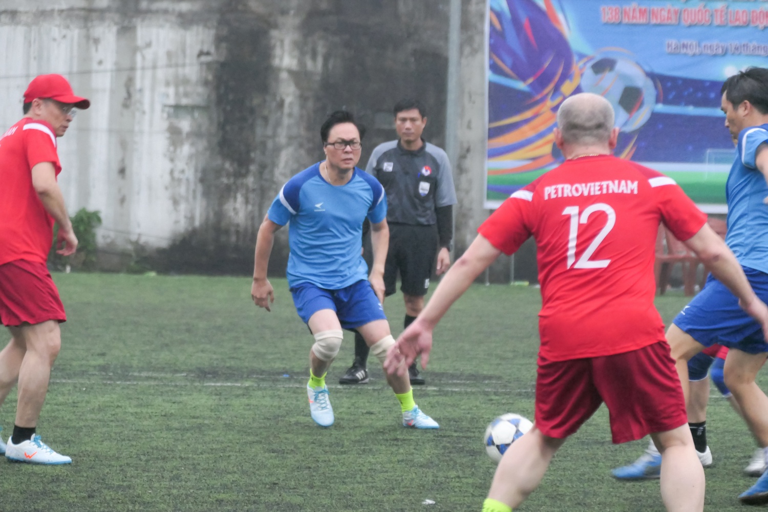 Bế mạc Giải bóng đá Cúp Tứ Hùng do Đoàn Thanh niên Cơ quan Tập đoàn Dầu khí Việt Nam tổ chức Bế mạc Giải bóng đá Cúp Tứ Hùng do Đoàn Thanh niên Cơ quan Tập đoàn Dầu khí Việt Nam tổ chức
