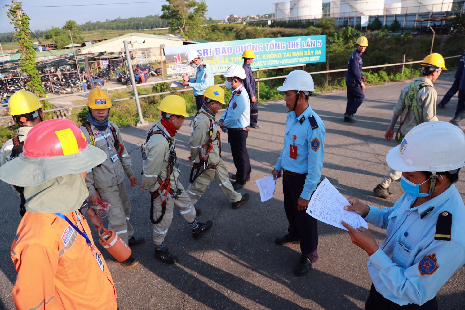 Đảm bảo an toàn cho hơn 4.000 người lao động tham gia BDTT lần thứ 5 NMLD Dung Quất Đảm bảo an toàn cho hơn 4.000 người lao động tham gia BDTT lần thứ 5 NMLD Dung Quất