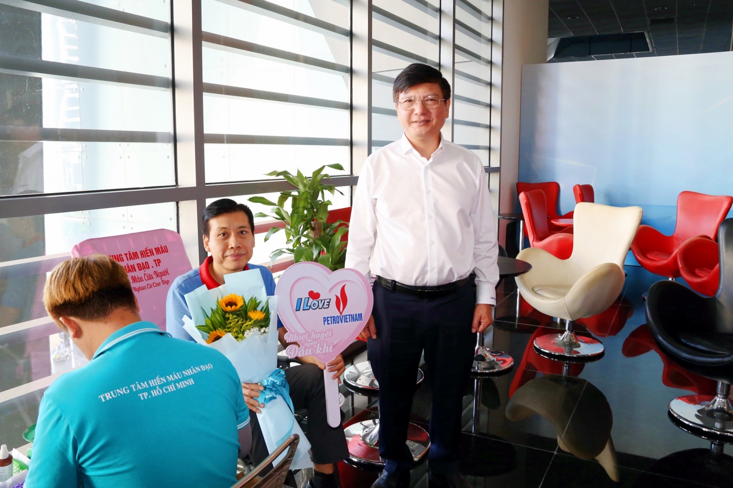 Petrovietnam phát động chương trình hiến máu nhân đạo: 
