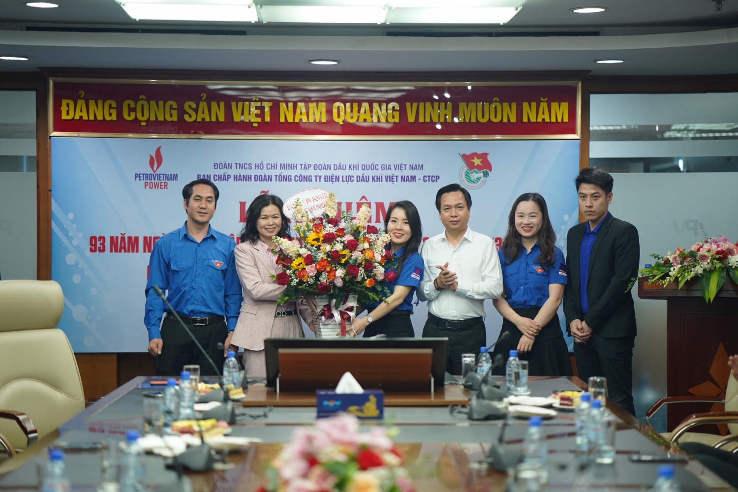 Đoàn Thanh niên PV Power gặp mặt cán bộ đoàn các thế hệ