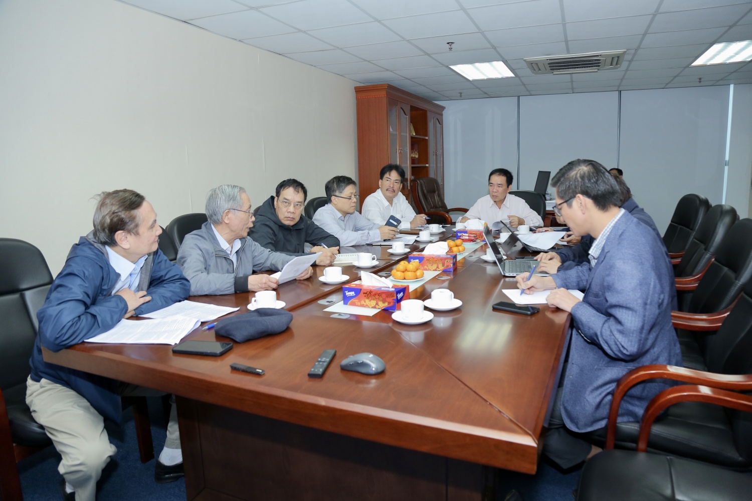 Hội Dầu khí Việt Nam đóng góp ý kiến sửa đổi các thông tư liên quan đến hoạt động dầu khí tại Việt Nam Hội Dầu khí Việt Nam đóng góp ý kiến sửa đổi các thông tư liên quan đến hoạt động dầu khí tại Việt Nam