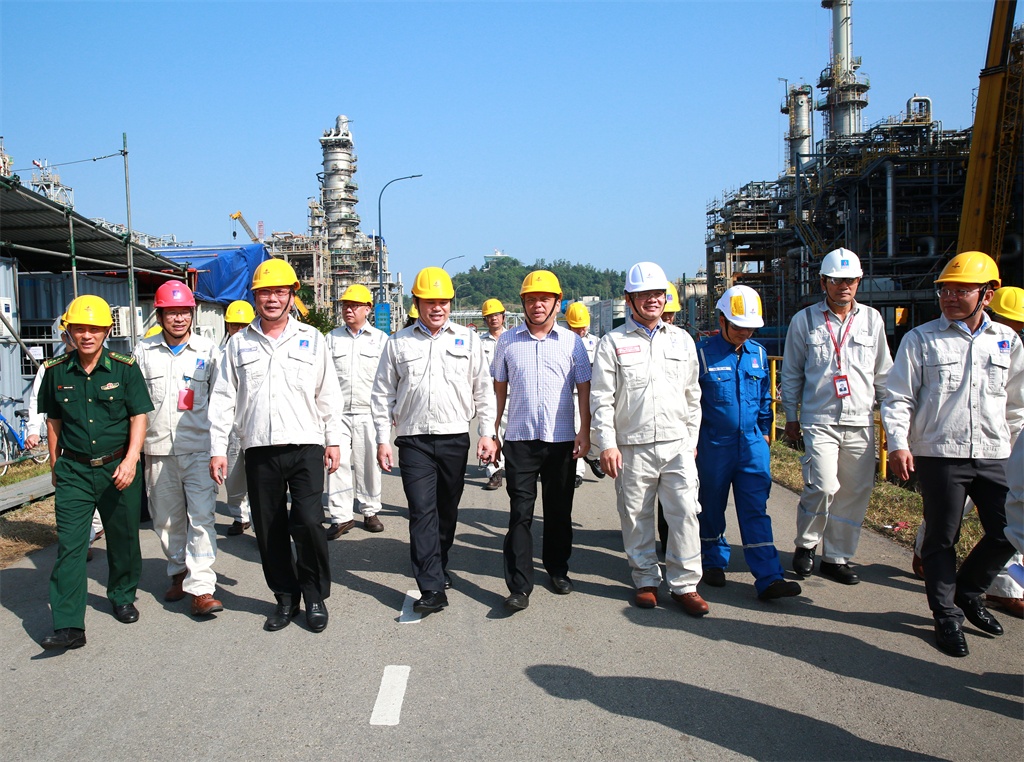 Công tác BDTT NMLD Dung Quất lần 5 là nhiệm vụ chính trị - kinh tế của tỉnh Quảng Ngãi Công tác BDTT NMLD Dung Quất lần 5 là nhiệm vụ chính trị - kinh tế của tỉnh Quảng Ngãi