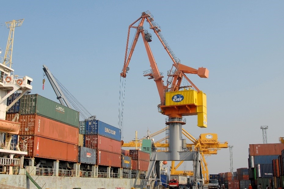 Tin tức kinh tế ngày 22/3: Xuất khẩu hàng hóa sang Singapore tăng mạnh Tin tức kinh tế ngày 23/3: Xuất khẩu hàng hóa sang Singapore tăng mạnh