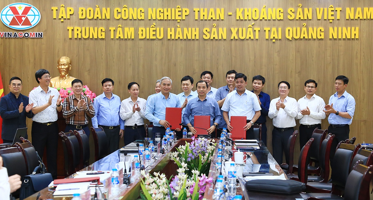 Ký kết quy chế phối hợp của các Ban Chỉ đạo điều hành cung cấp than cho sản xuất điện