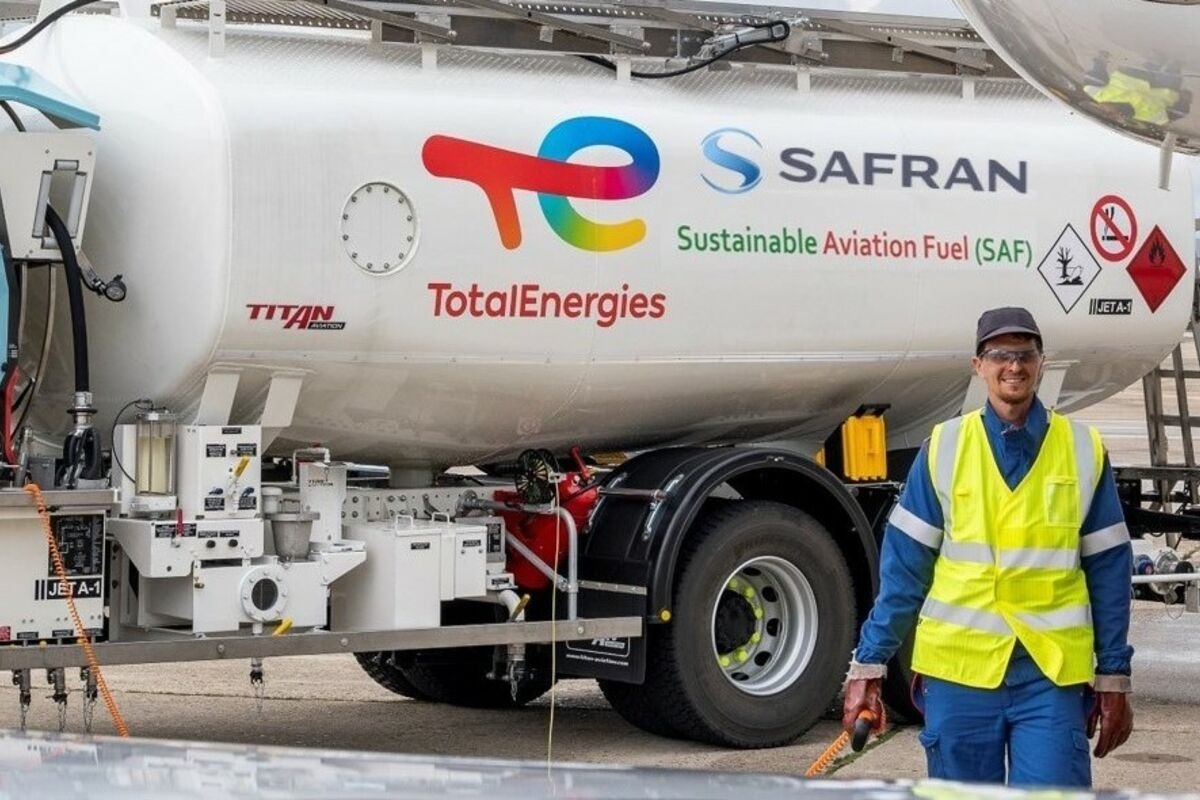 Sinopec và TotalEnergies hợp tác sản xuất nhiên liệu sinh học cho máy bay tại Trung Quốc