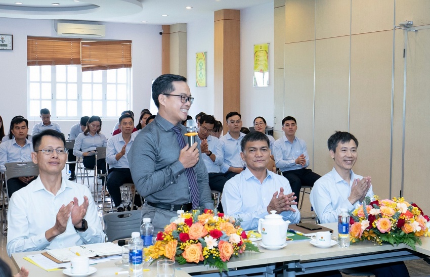 Hội thảo trang bị cho CBCNV một triết lý sống hiệu quả, nâng cao nhận thức về phát triển cá nhân