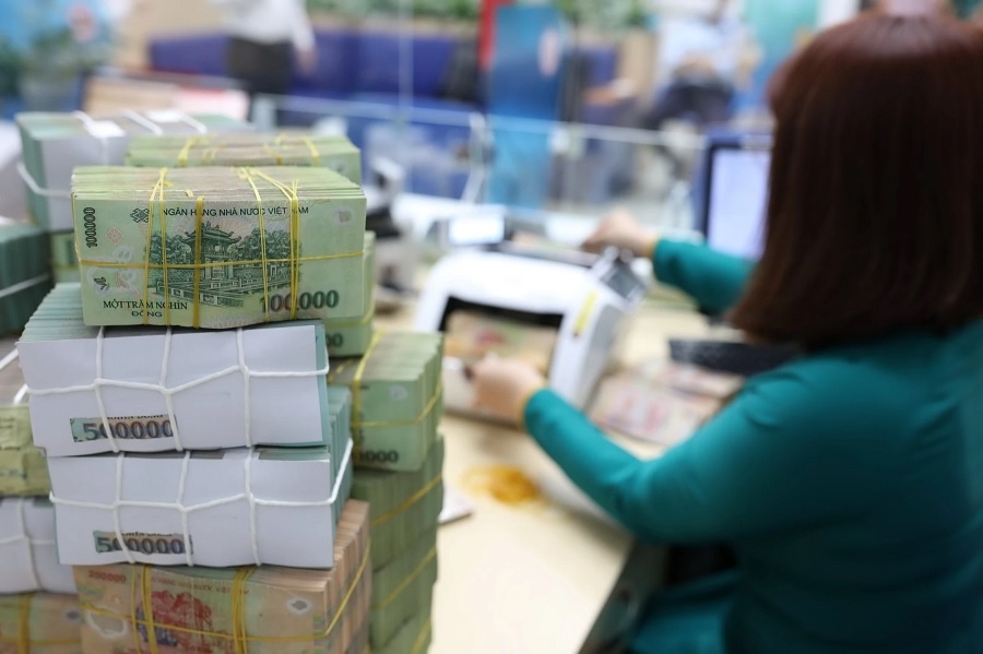 Tin tức kinh tế ngày 30/3: Lượng tiền gửi vào ngân hàng có xu hướng giảm Tin tức kinh tế ngày 30/3: Lượng tiền gửi vào ngân hàng có xu hướng giảm