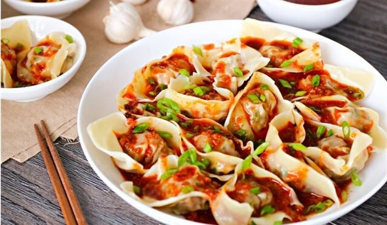 Top các món bánh ngon nhất thế giới: Việt Nam có bánh bột lọc Huế