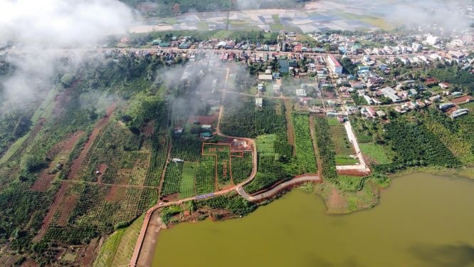 Tin bất động sản tuần qua: Lâm Đồng bác đề xuất dự án khu dân cư của Công ty Eco Grand Land Tin bất động sản tuần qua: Lâm Đồng bác đề xuất dự án khu dân cư của Công ty Eco Grand Land