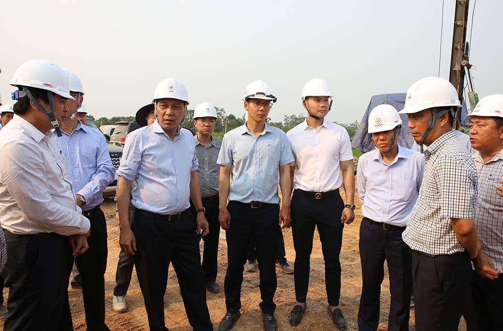 Dự án đường dây 500kV mạch 3: Các nhà thầu cần quyết tâm cao, nỗ lực lớn