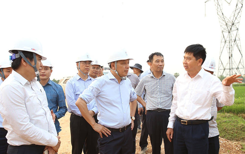 Dự án đường dây 500kV mạch 3: Các nhà thầu cần quyết tâm cao, nỗ lực lớn