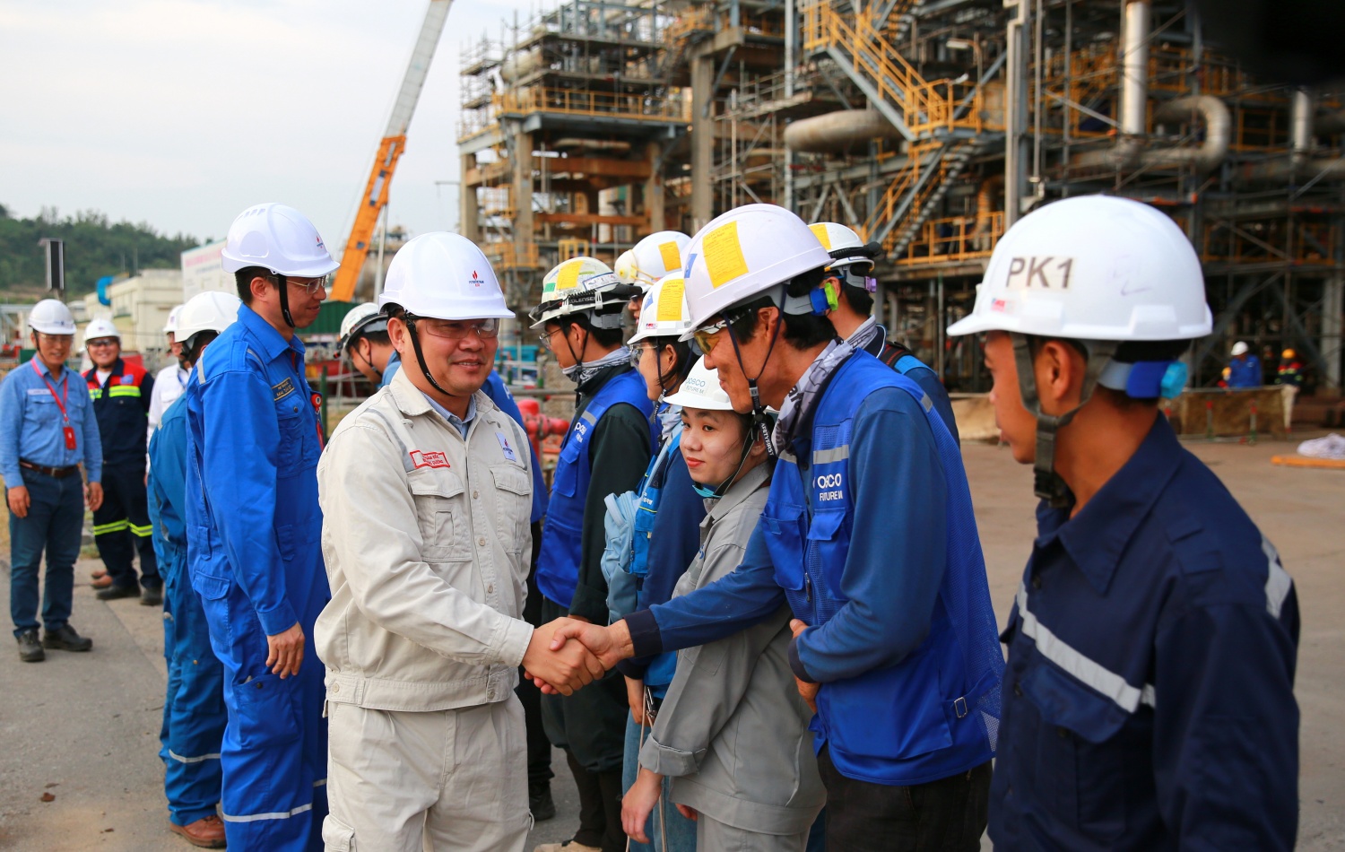 BSR thưởng nóng cho nhà thầu Posco vượt tiến độ trong bảo dưỡng tổng thể