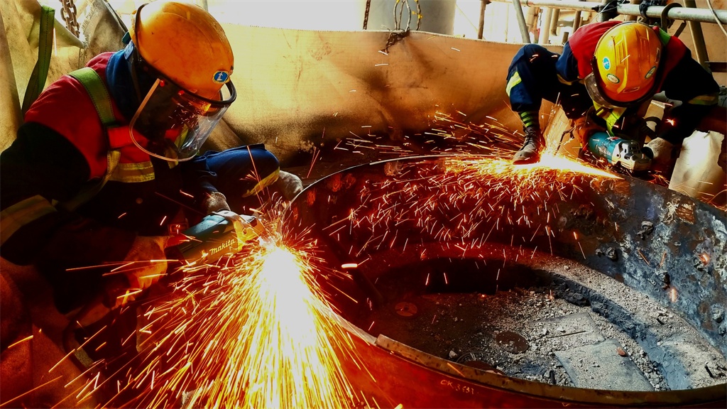 Bảo dưỡng những thiết bị đặc biệt tại NMLD Dung Quất