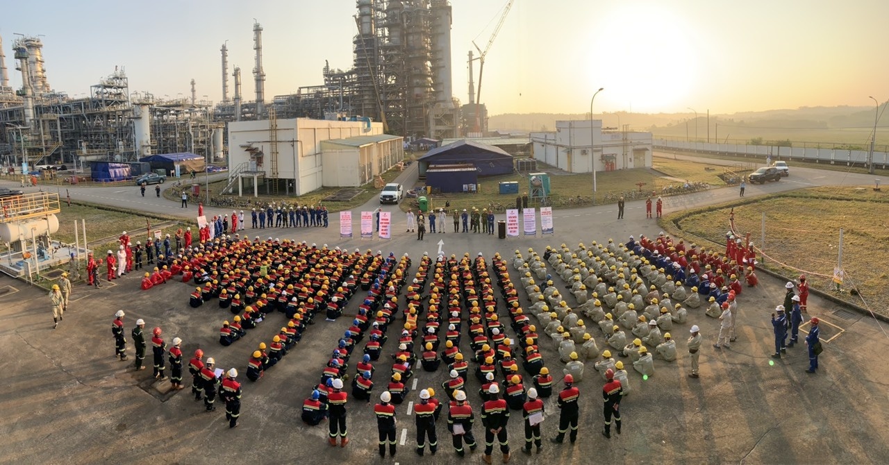 Tháng Công nhân năm 2024: “Đoàn kết công nhân - Triển khai nghị quyết” Tháng Công nhân năm 2024: “Đoàn kết công nhân - Triển khai nghị quyết”