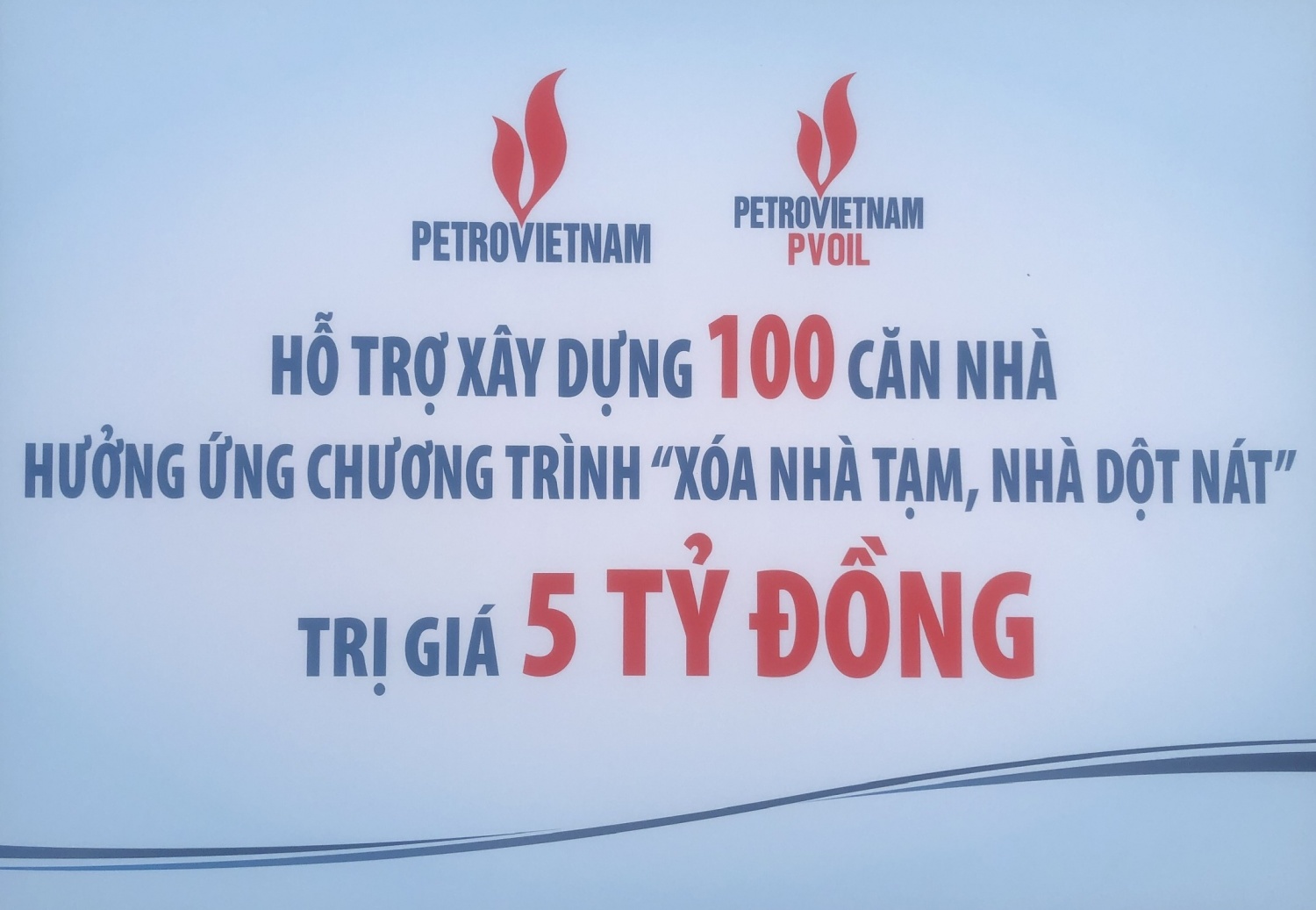 Petrovietnam ủng hộ 5 tỷ đồng cho phong trào 