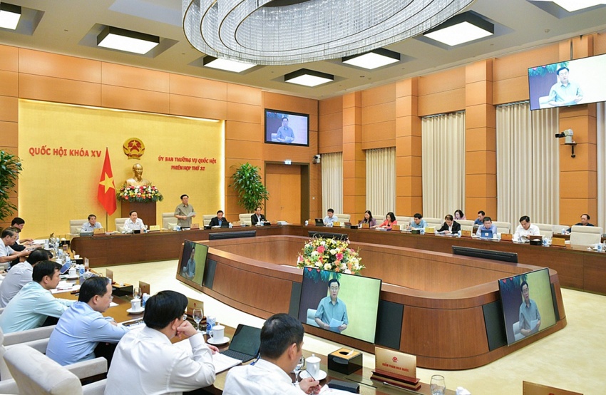 ỦY BAN THƯỜNG VỤ QUỐC HỘI KHAI MẠC PHIÊN HỌP THỨ 32: SẼ XEM XÉT, CHO Ý KIẾN 18 NỘI DUNG QUAN TRỌNG