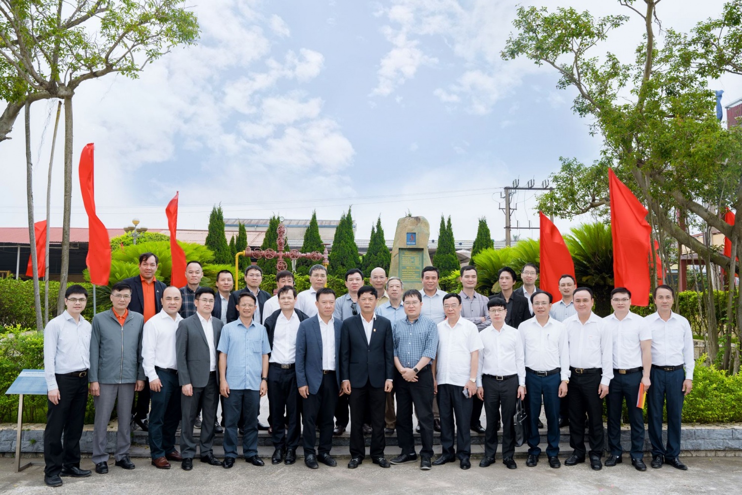 PVEP Sông Hồng khởi công thu dọn công trình dầu khí tại tỉnh Thái Bình