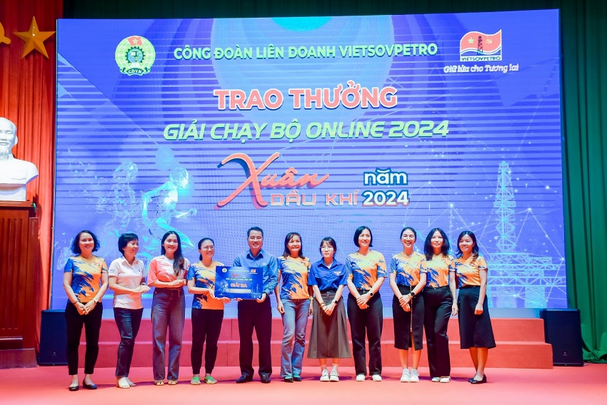 Vietsovpetro tổ chức Lễ phát động Tháng hành động về ATVSLĐ và Tháng Công nhân năm 2024