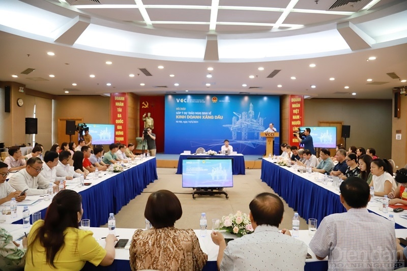 Xây dựng Nghị định mới về xăng dầu: Cần khuyến khích doanh nghiệp tham gia vào thị trường