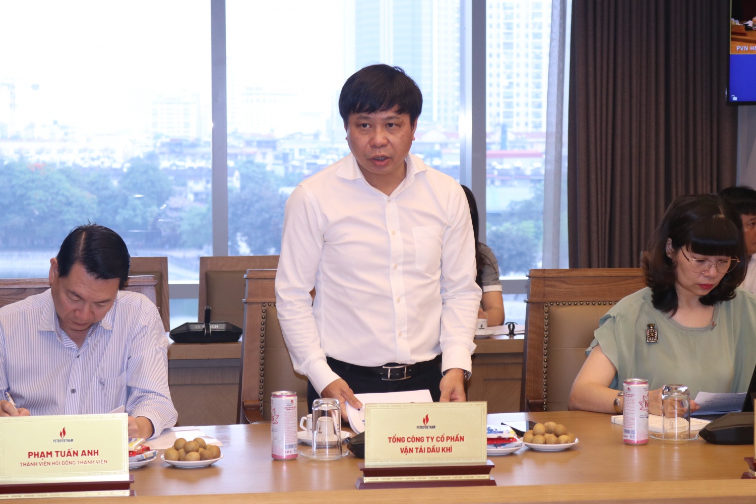 Chủ tịch HĐTV Petrovietnam Lê Mạnh Hùng làm việc với PVTrans về chiến lược, kế hoạch dài hạn
