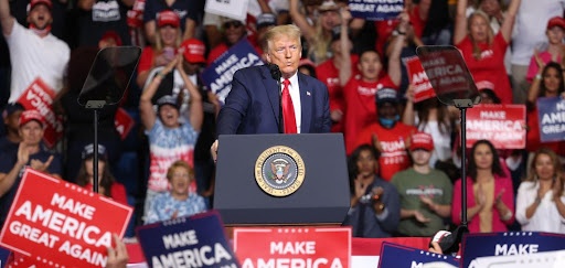 Ứng cử viên Donald Trump bị điều tra về những phát biểu với ngành dầu khí Mỹ