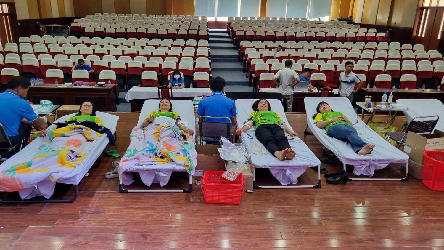 Đoàn Thanh niên Nhà máy Đạm Phú Mỹ tổ chức hiến máu nhân đạo