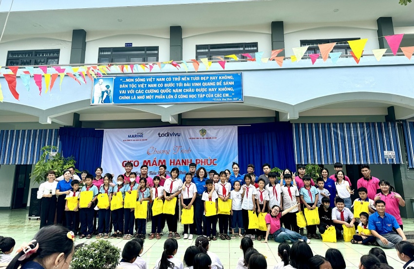 Tuổi trẻ PTSC Marine và chương trình “Gieo mầm hạnh phúc”