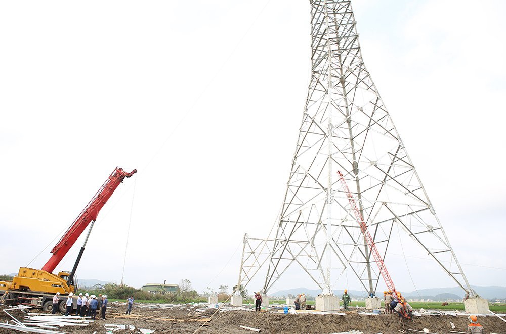 Kỷ niệm 30 năm Đường dây 500kV Bắc - Nam mạch 1: Viết tiếp bản hùng ca