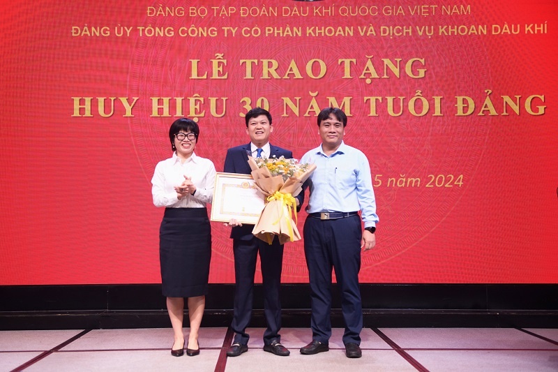 PV Drilling tập huấn công tác Đảng kết hợp về nguồn năm 2024