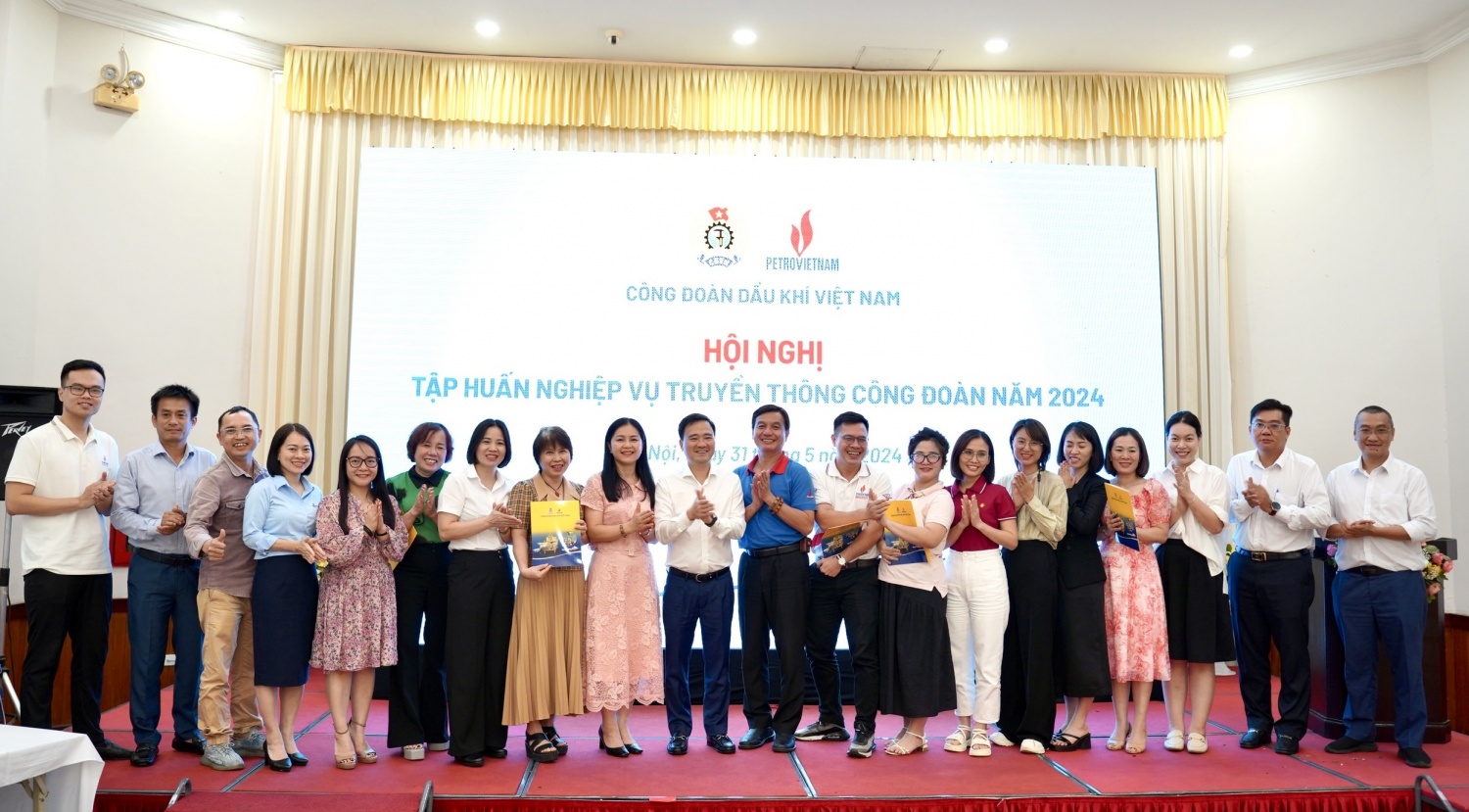 CĐ DKVN tổ chức khóa tập huấn nghiệp vụ truyền thông công đoàn năm 2024