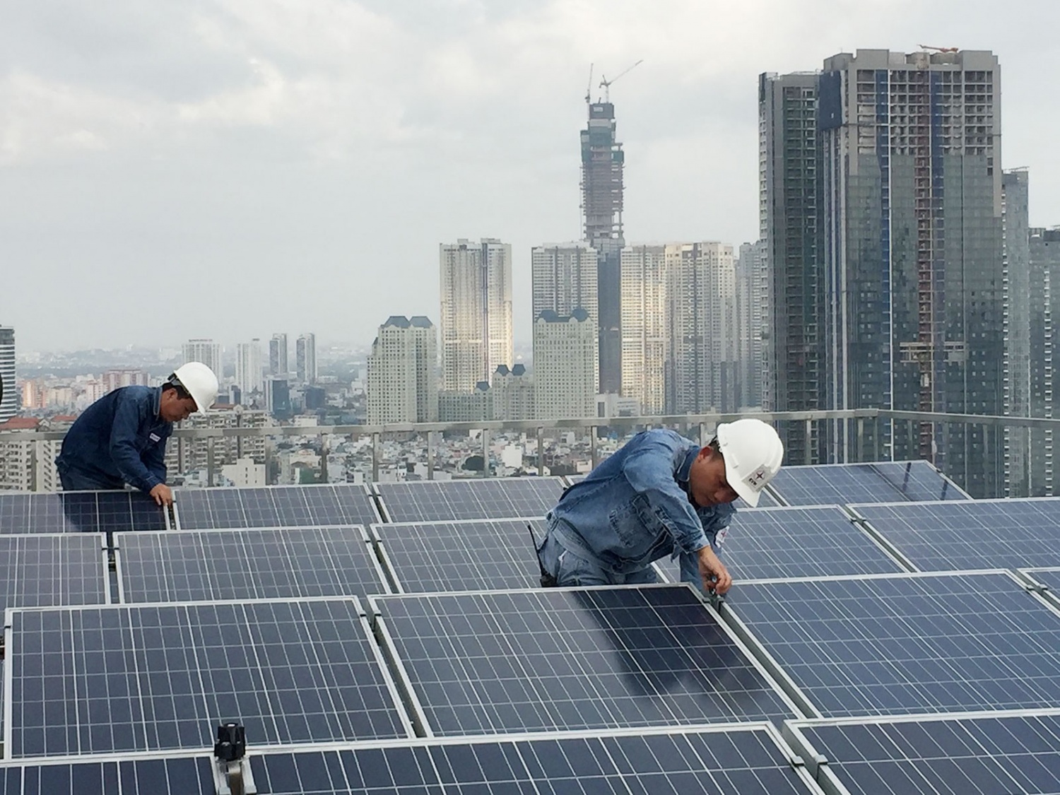 Doanh nghiệp “ngóng” cơ chế mua bán điện trực tiếp