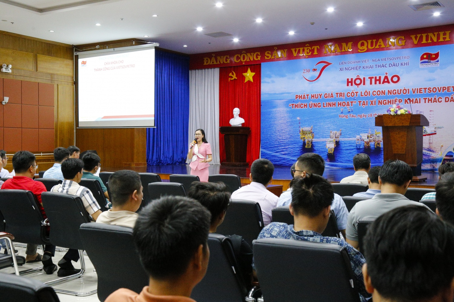 Xí nghiệp Khai thác Dầu khí: Phát huy giá trị cốt lõi con người Vietsovpetro về thích ứng linh hoạt