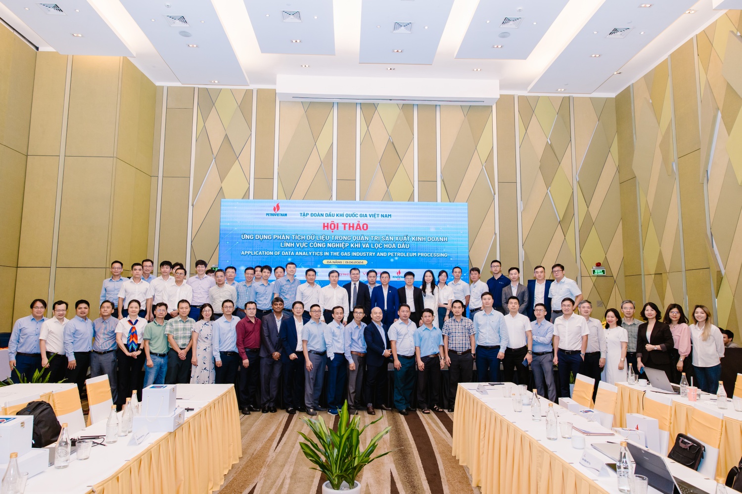 Petrovietnam tăng cường ứng dụng phân tích dữ liệu trong quản trị SXKD lĩnh vực Công nghiệp khí và Lọc hoá dầu Petrovietnam tăng cường ứng dụng phân tích dữ liệu trong quản trị SXKD lĩnh vực Công nghiệp khí và Lọc hoá dầu