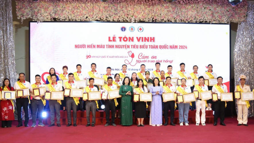 Tôn vinh 100 gương hiến máu tiêu biểu toàn quốc 2024
