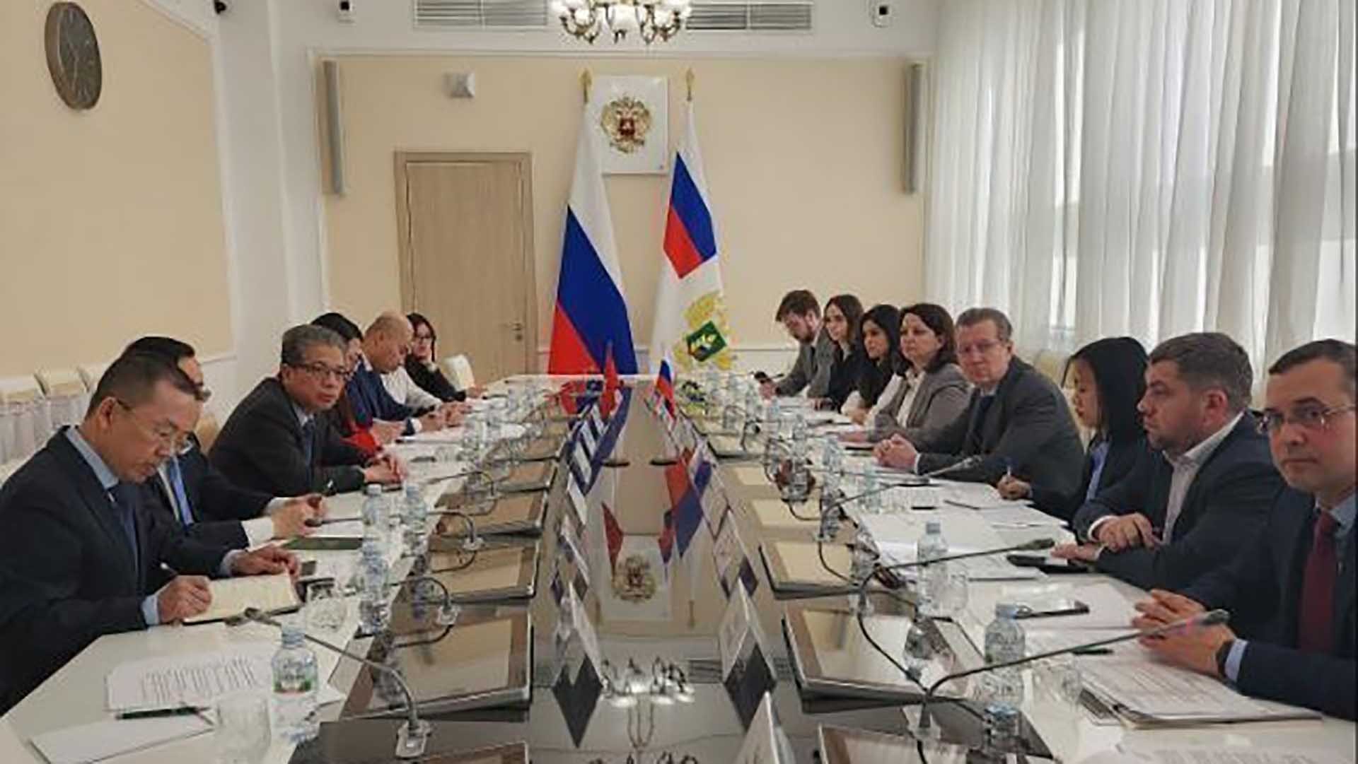 Tổng thống Vladimir Putin thăm Việt Nam: Nâng tầm Đối tác chiến lược toàn diện Việt-Nga trong tình hình mới Tổng thống Vladimir Putin thăm Việt Nam: Nâng tầm Đối tác chiến lược toàn diện Việt-Nga trong tình hình mới