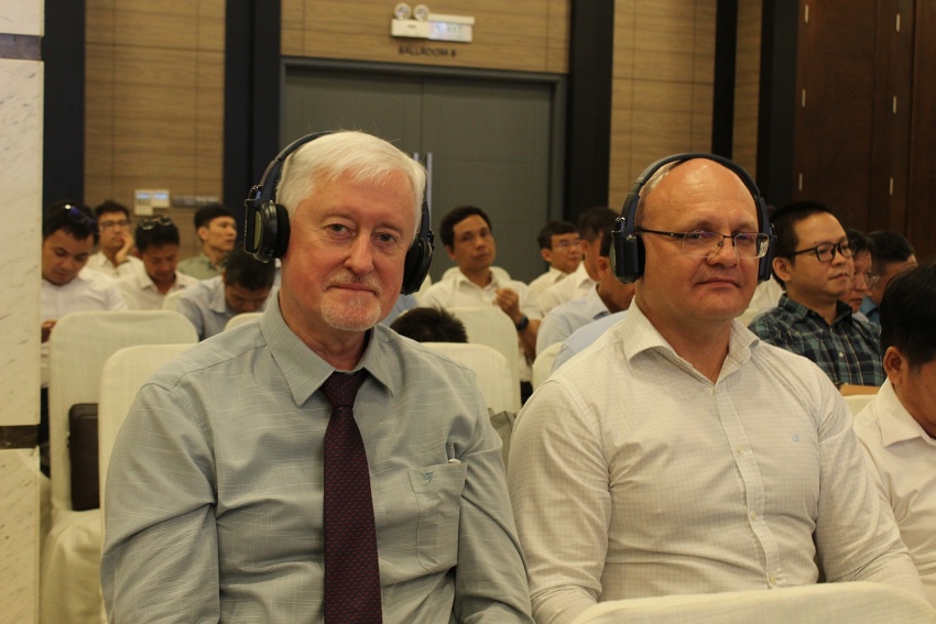 Hội nghị Khoa học – Công nghệ nhân sự kiện Vietsovpetro khai thác tấn dầu thứ 250 triệu Khoa học - Công nghệ đóng góp to lớn vào kỳ tích khai thác 250 triệu tấn dầu của Vietsovpetro