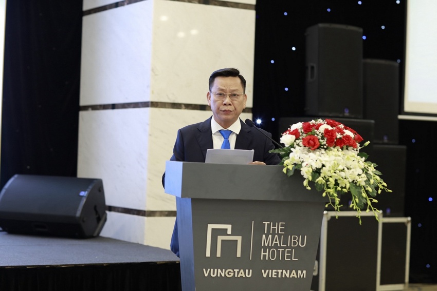 Hội nghị Khoa học – Công nghệ nhân sự kiện Vietsovpetro khai thác tấn dầu thứ 250 triệu Khoa học - Công nghệ đóng góp to lớn vào kỳ tích khai thác 250 triệu tấn dầu của Vietsovpetro
